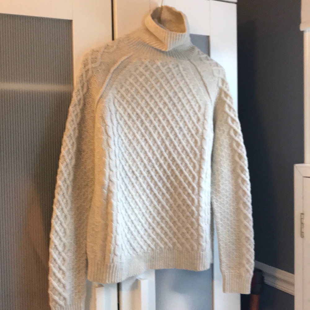 Vince sweater